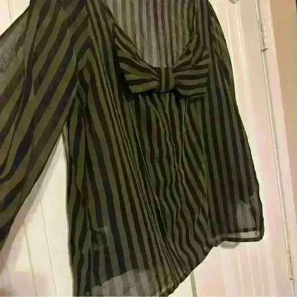 Olive and Black Women’s M Striped Sheer Blouse Bow Classic Boho modern stylish - Picture 8 of 9